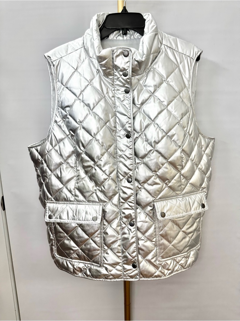 NWT Talbots Puffer Vest Silvertone Poly Down Zip Snap Closure Pockets Size 2X - Picture 9 of 9